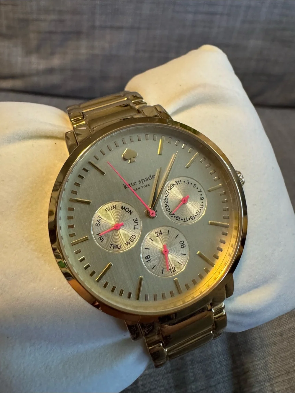 kate spade New York Gramercy Grand Size Watch in Gold